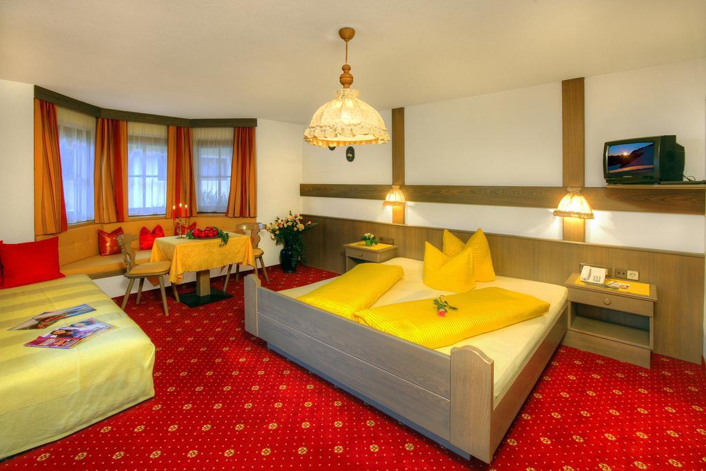 Pension Zur alten Mühle Sölden Habitación foto
